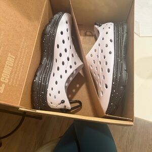 Kane Footwear Revive Loafers - White/Black Speckle